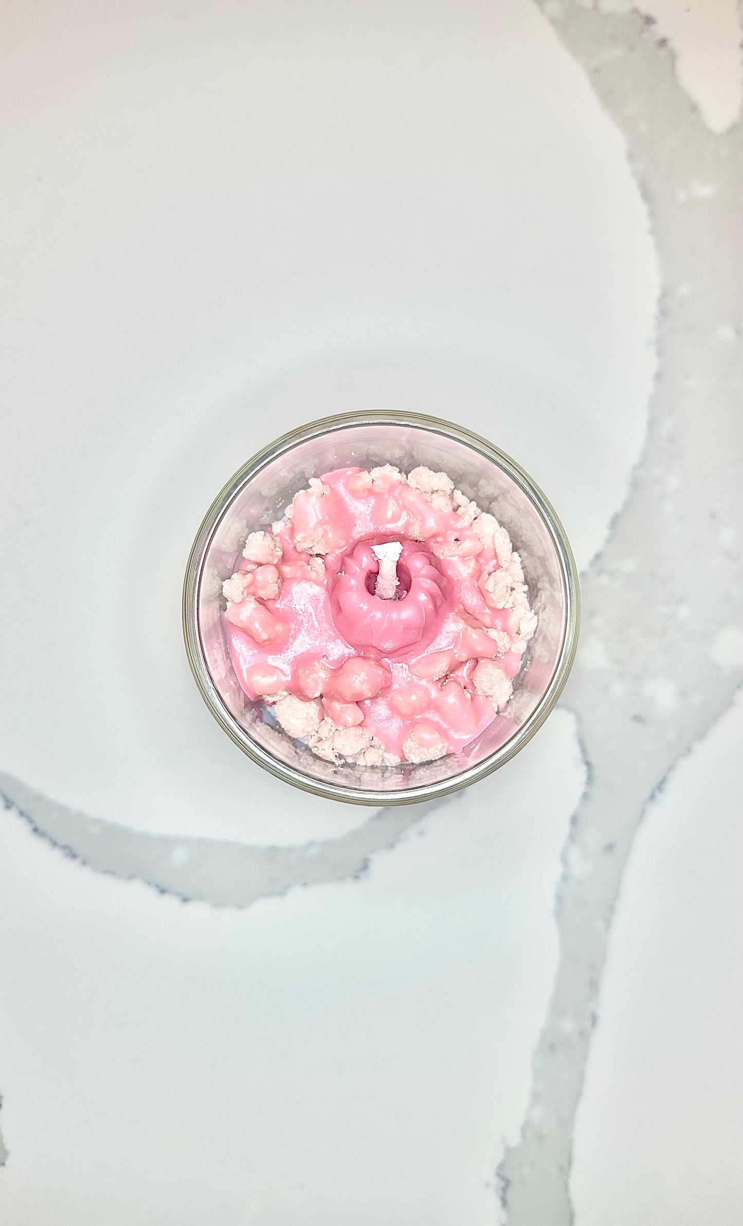 Strawberry Delight - Classic 5oz Candle