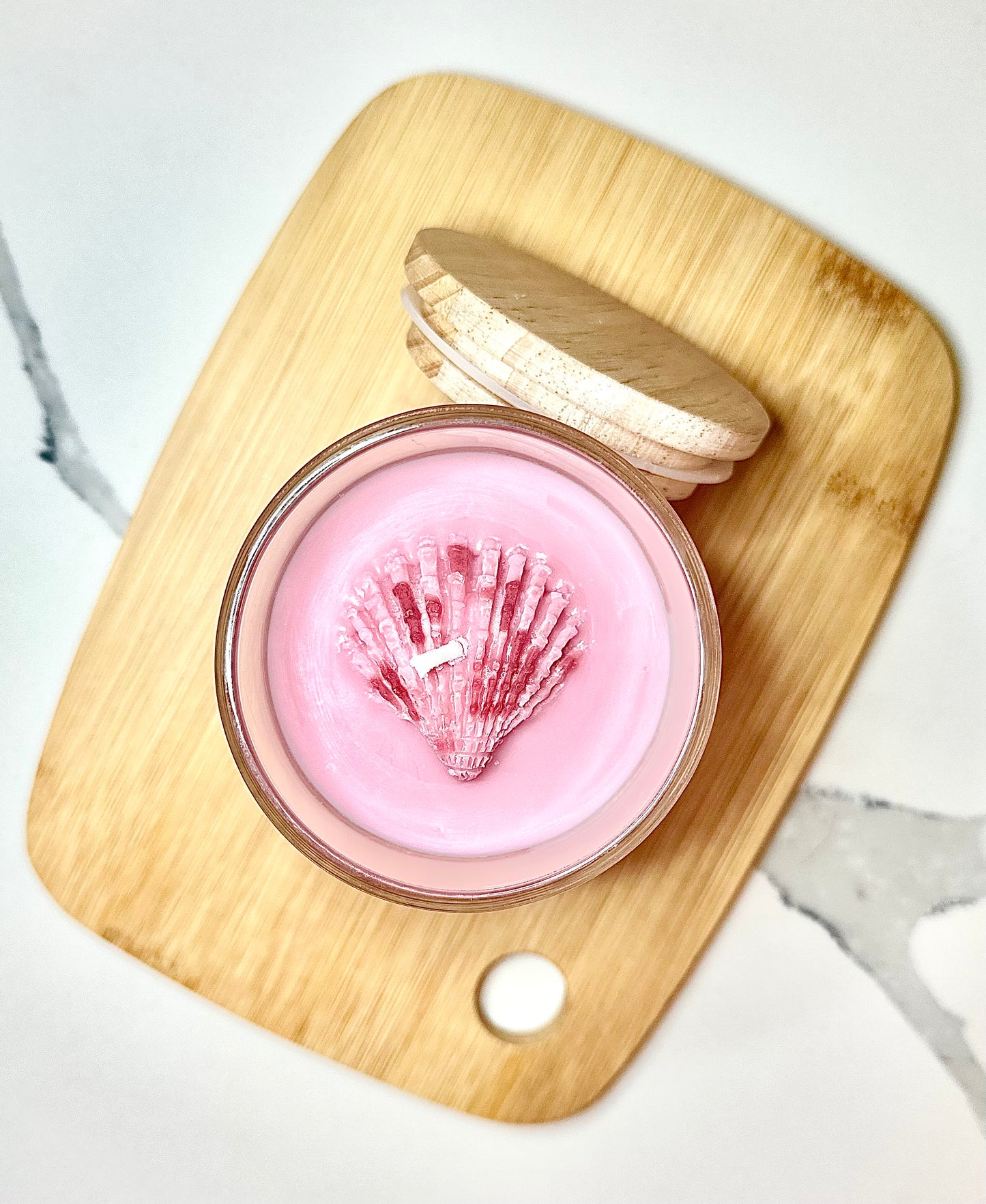 Bombshell Candle - classic 5 Oz