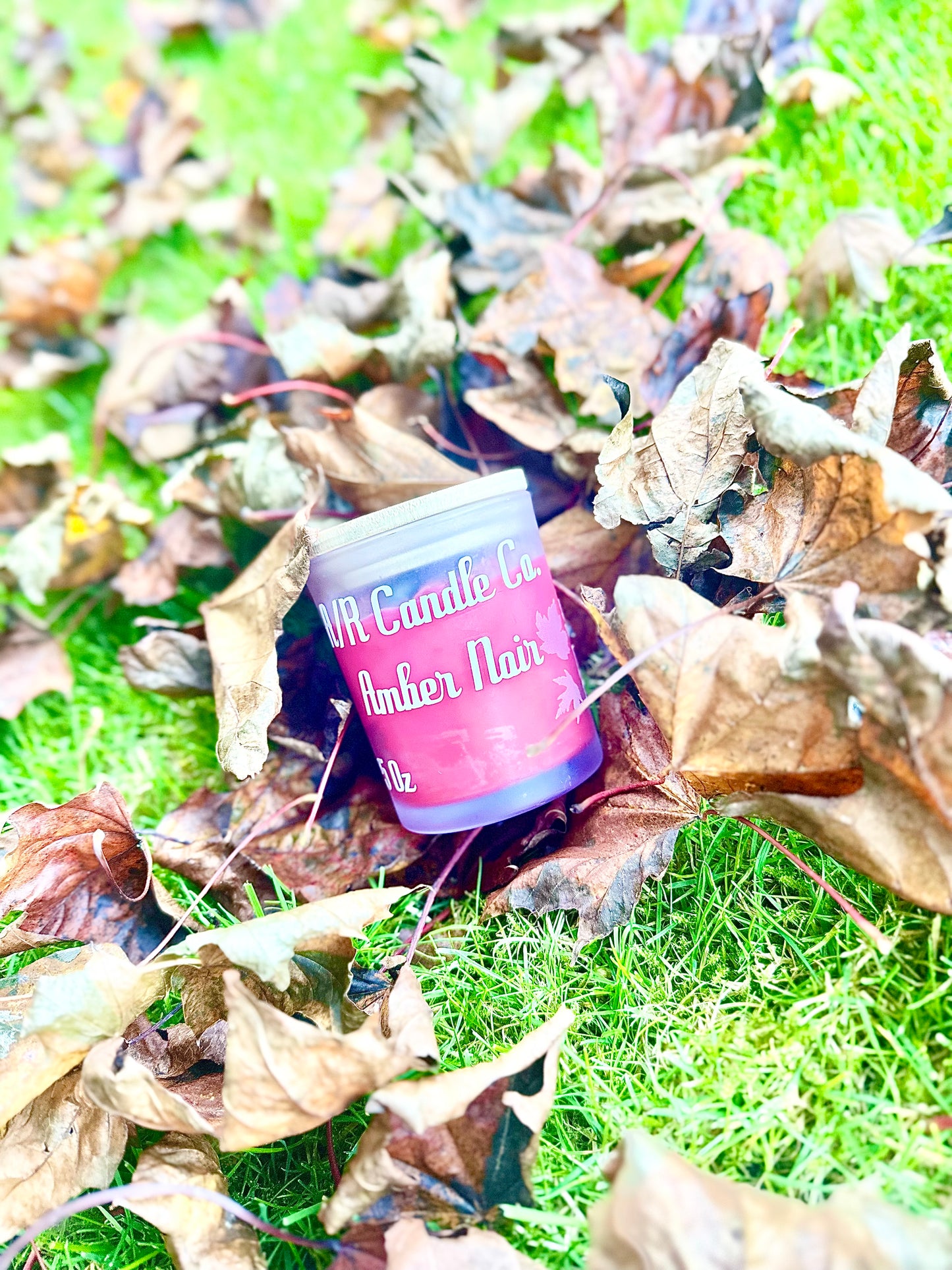 Amber Noir Candle - classic 5 Oz