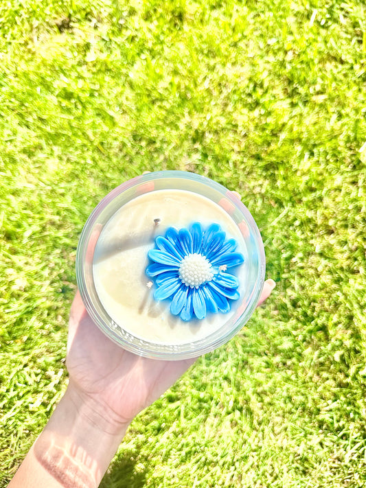 Blooming Petals Candle - Large 11oz candle